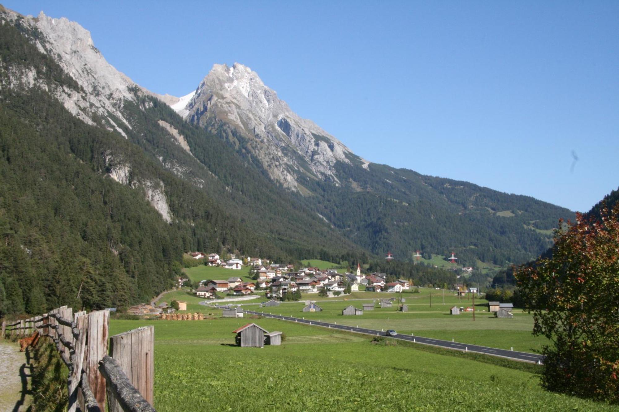 Hotel Traube Pettneu am Arlberg Zewnętrze zdjęcie